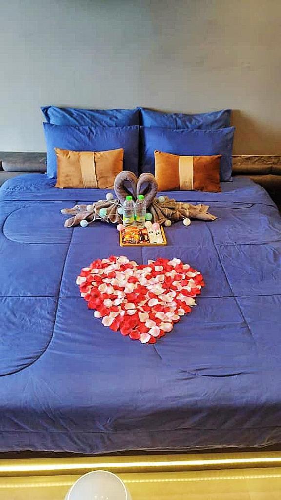Apartment Imperial Residence: Romantic Premium With Infinity Pool